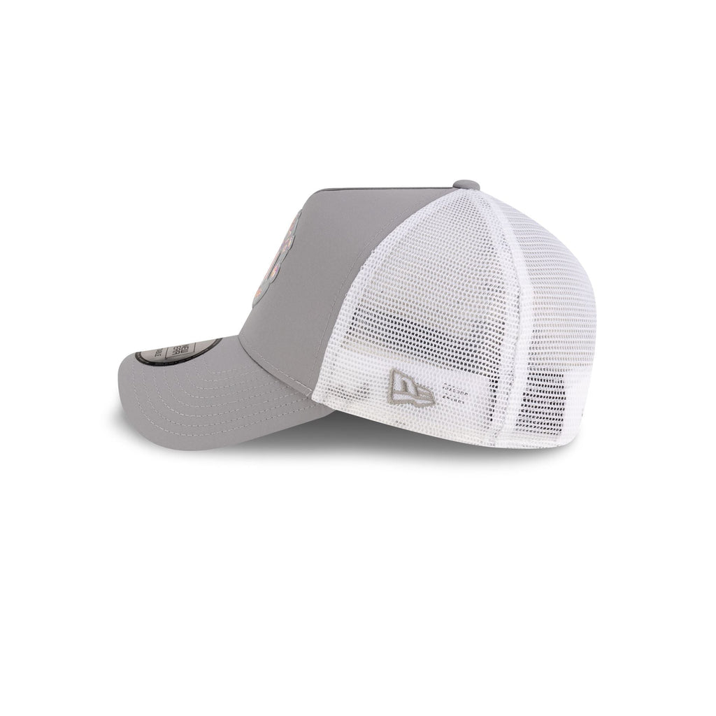 Manchester United FC Iridescent 9FORTY A-Frame Trucker Hat