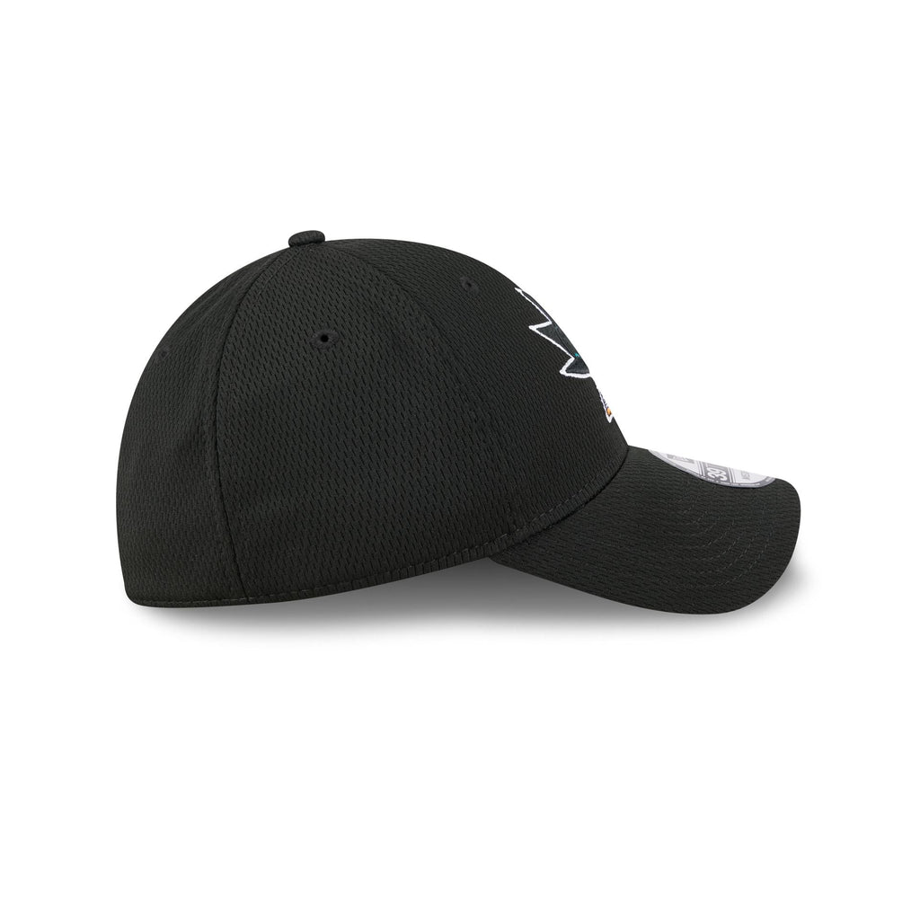 San Jose Sharks Black 39THIRTY Stretch Fit Hat