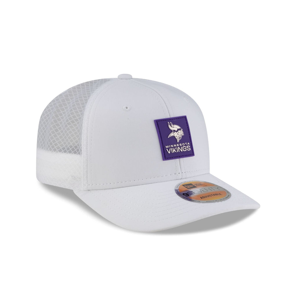 Minnesota Vikings 2025 Sideline Hot Weather White 9SEVENTY Trucker Hat