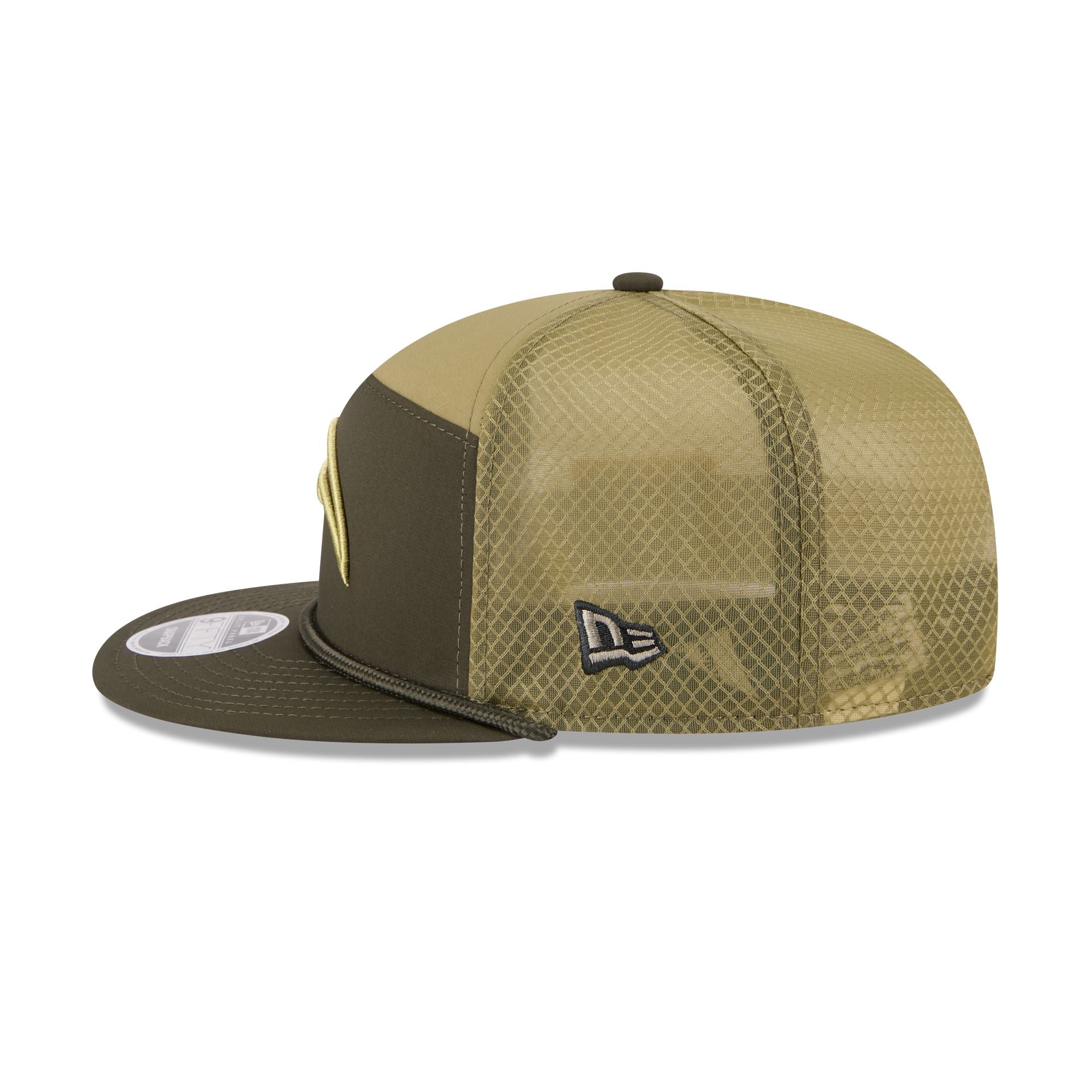 Los Angeles Chargers 2025 Salute to Service Split Panel 9FIFTY Trucker Hat