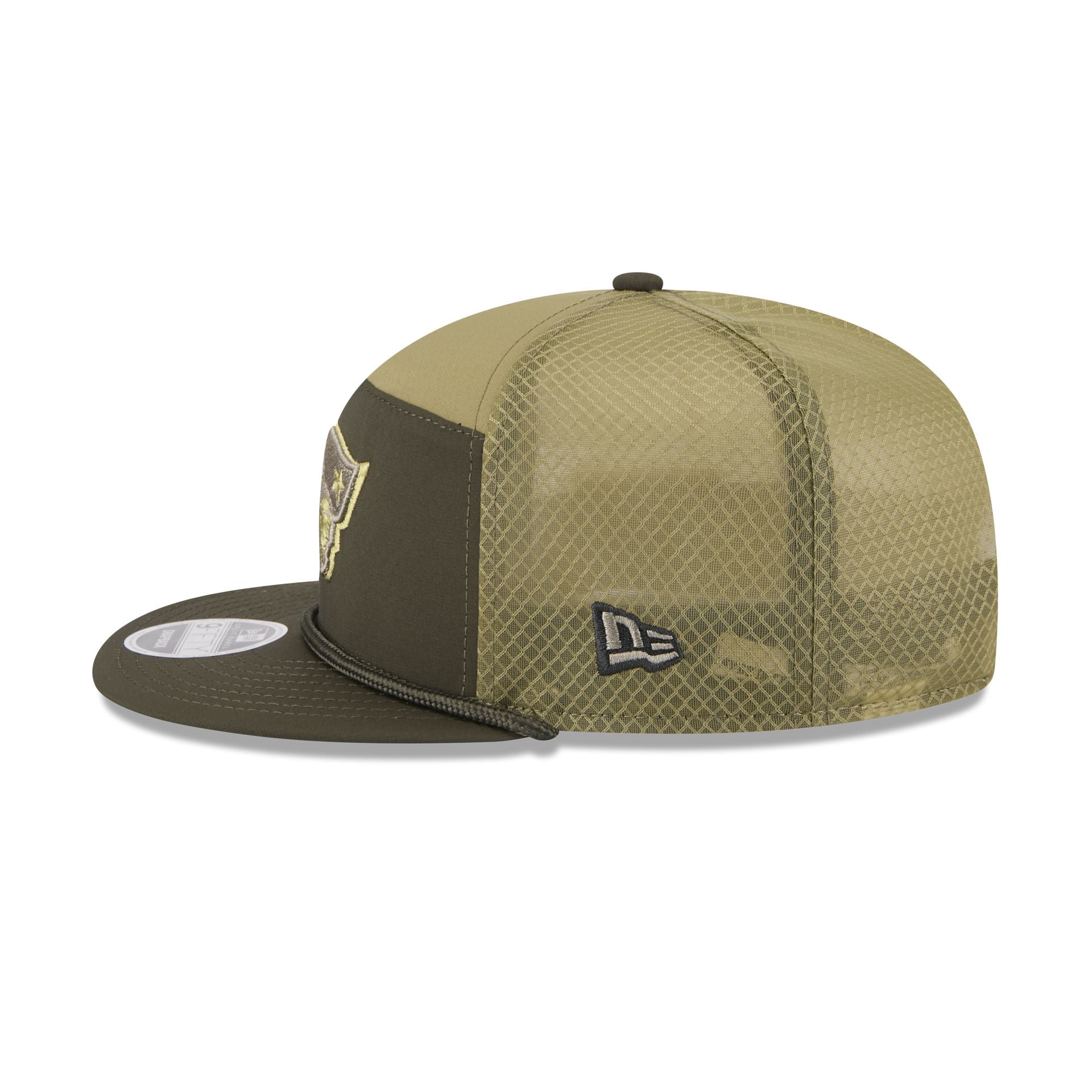 New England Patriots 2025 Salute to Service Split Panel 9FIFTY Trucker Hat