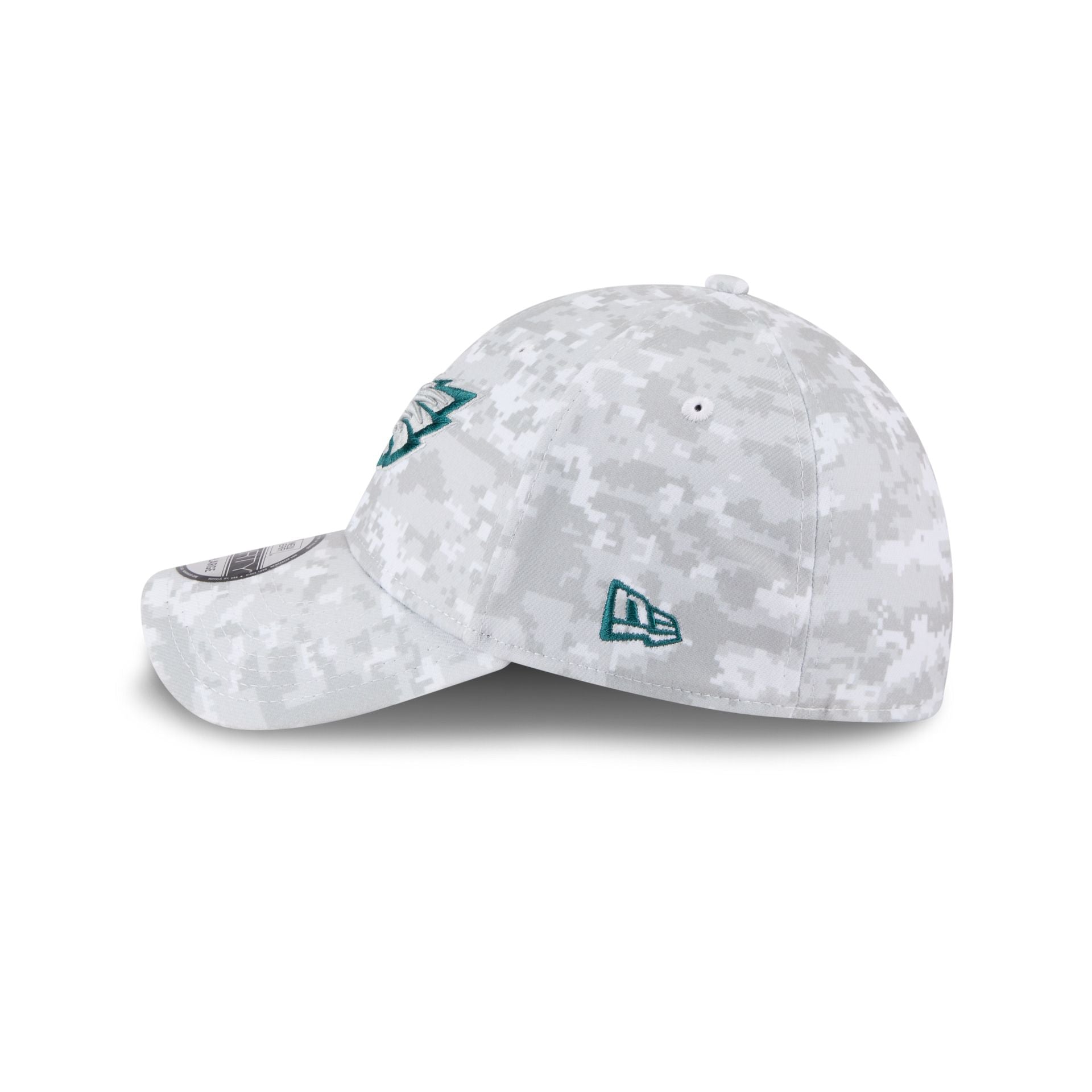 Philadelphia Eagles 2025 Salute to Service Fan Gear 39THIRTY Stretch Fit Hat