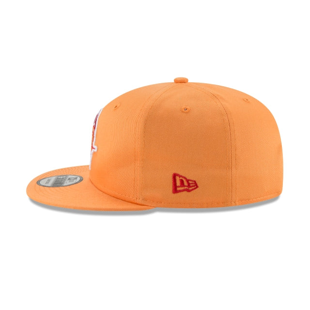 Tampa Bay Buccaneers Classic Logo 9FIFTY Snapback Hat